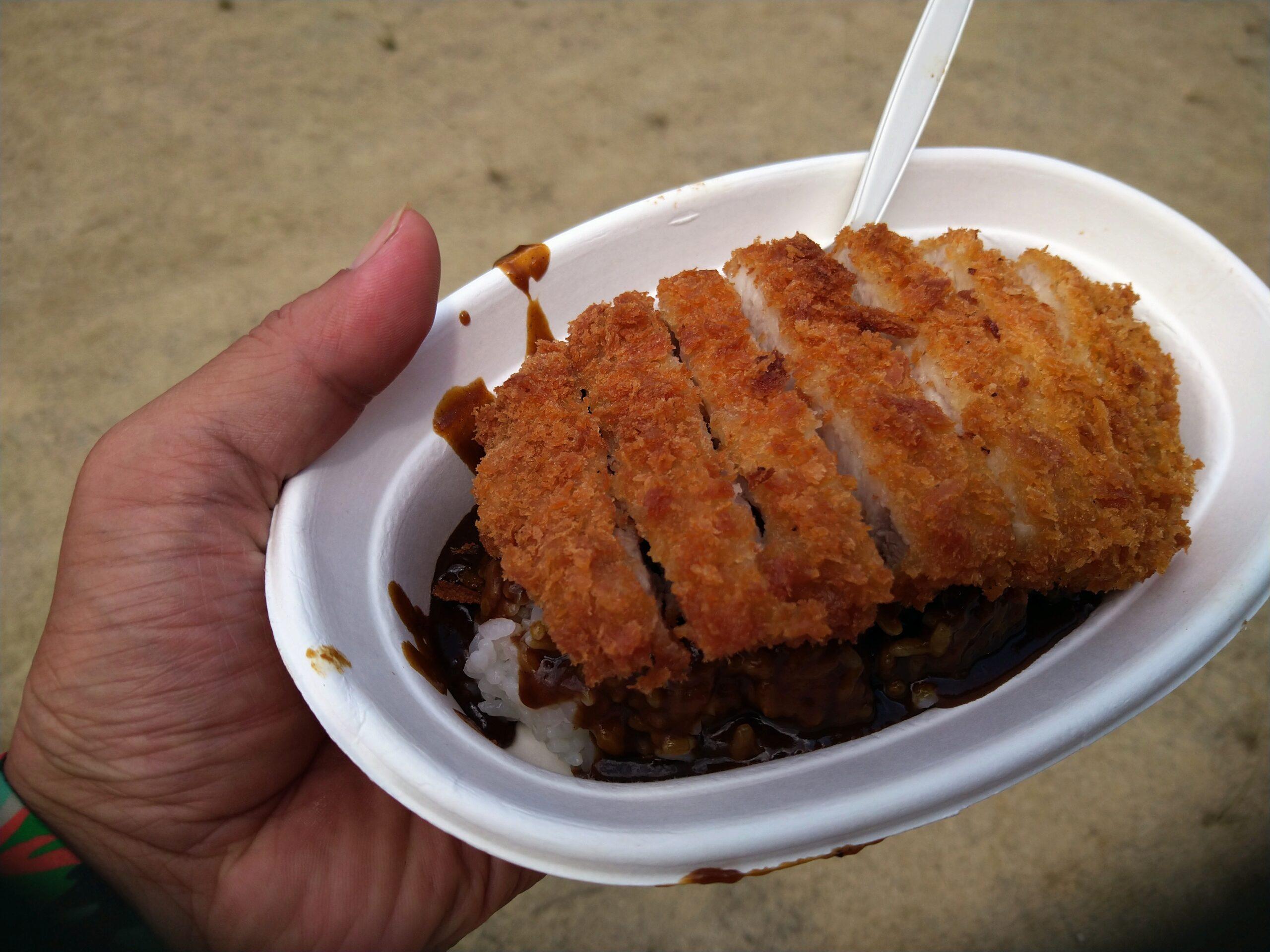 わらじカツカレー