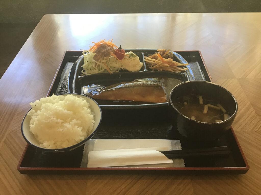サバの煮込み定食