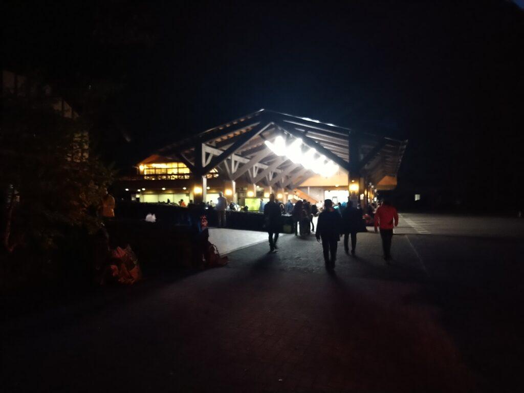 上高地バスターミナル