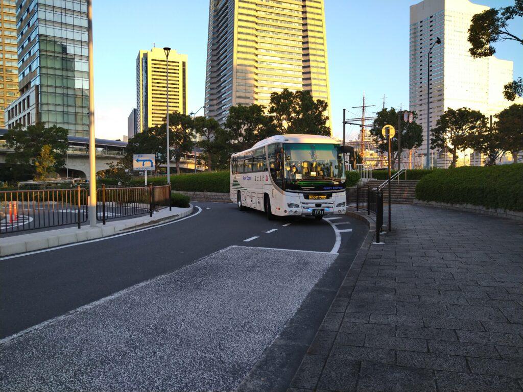 レイクライナー到着