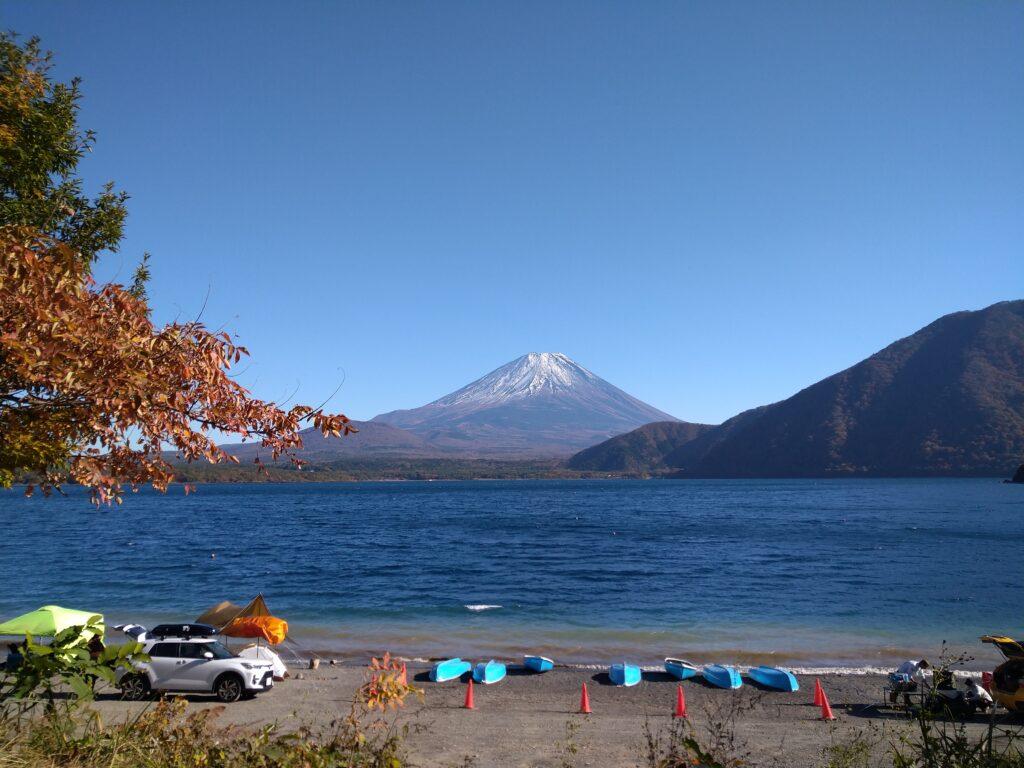 湖畔エリア