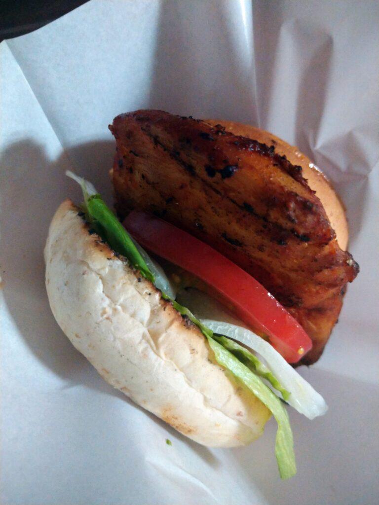 チキンバーガー