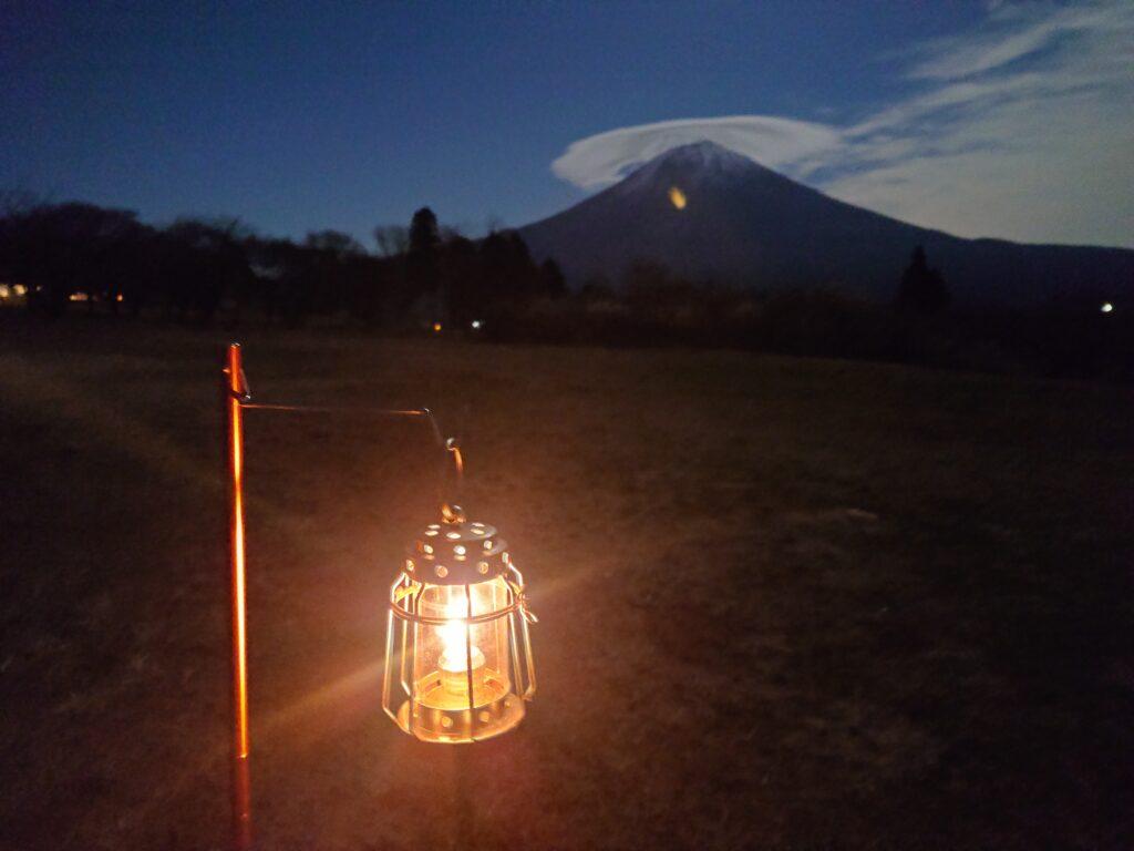 富士山とランタン