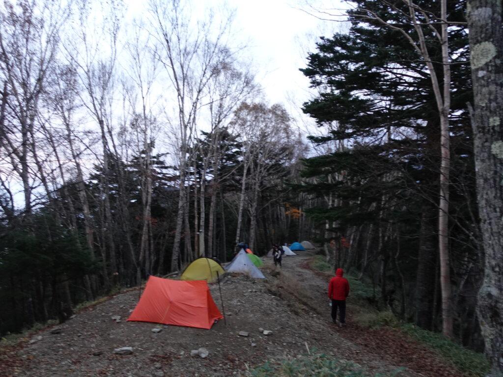 夕方のテント場