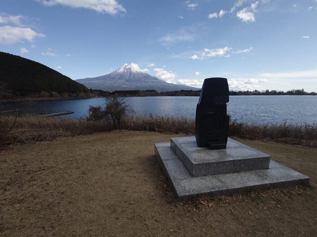 富士向くサムライ