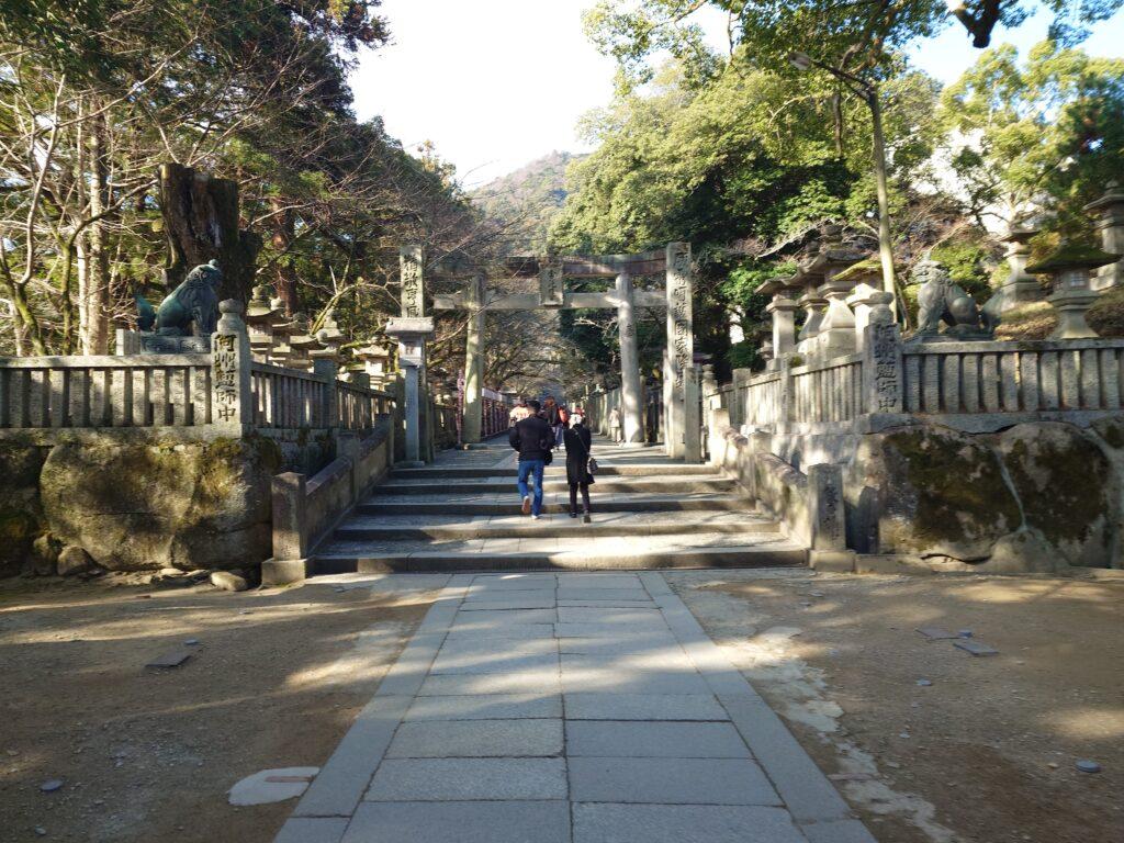 琴平山へ