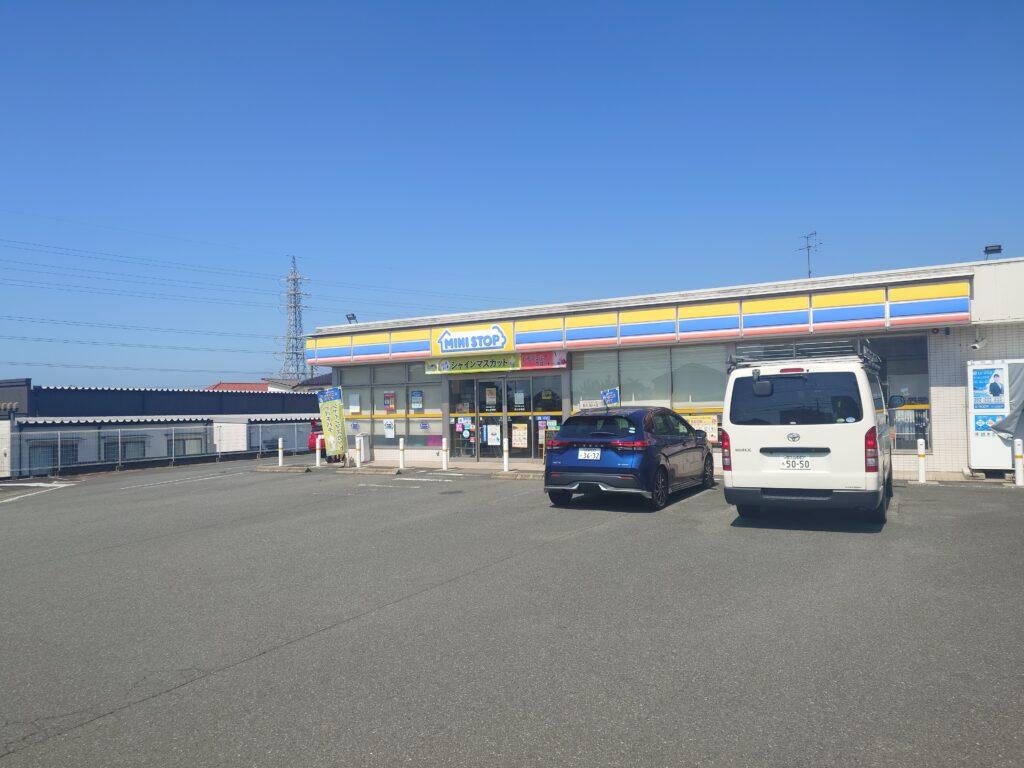 コンビニ